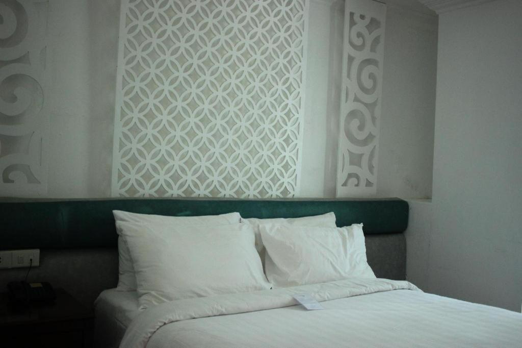 Vitalis White Sands Vigan Bagian luar foto