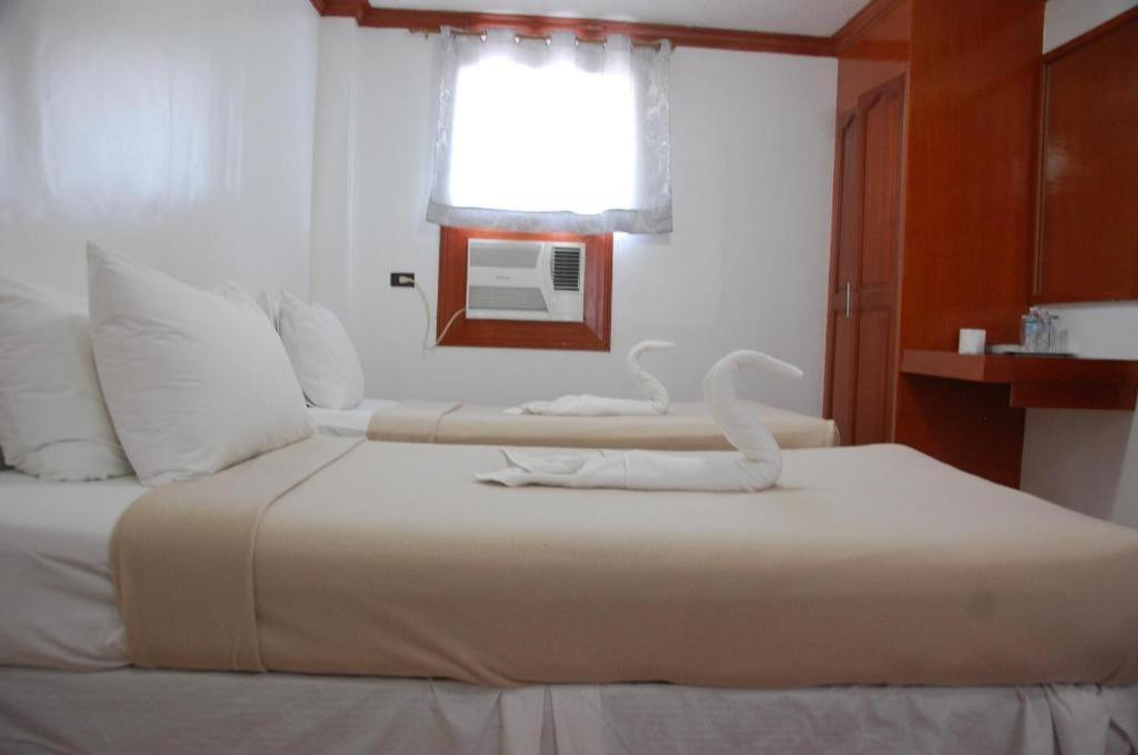 Vitalis White Sands Vigan Bagian luar foto