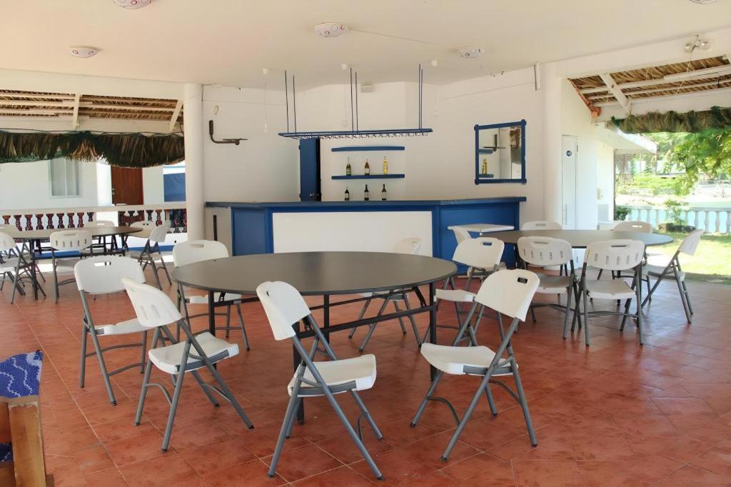 Vitalis White Sands Vigan Bagian luar foto