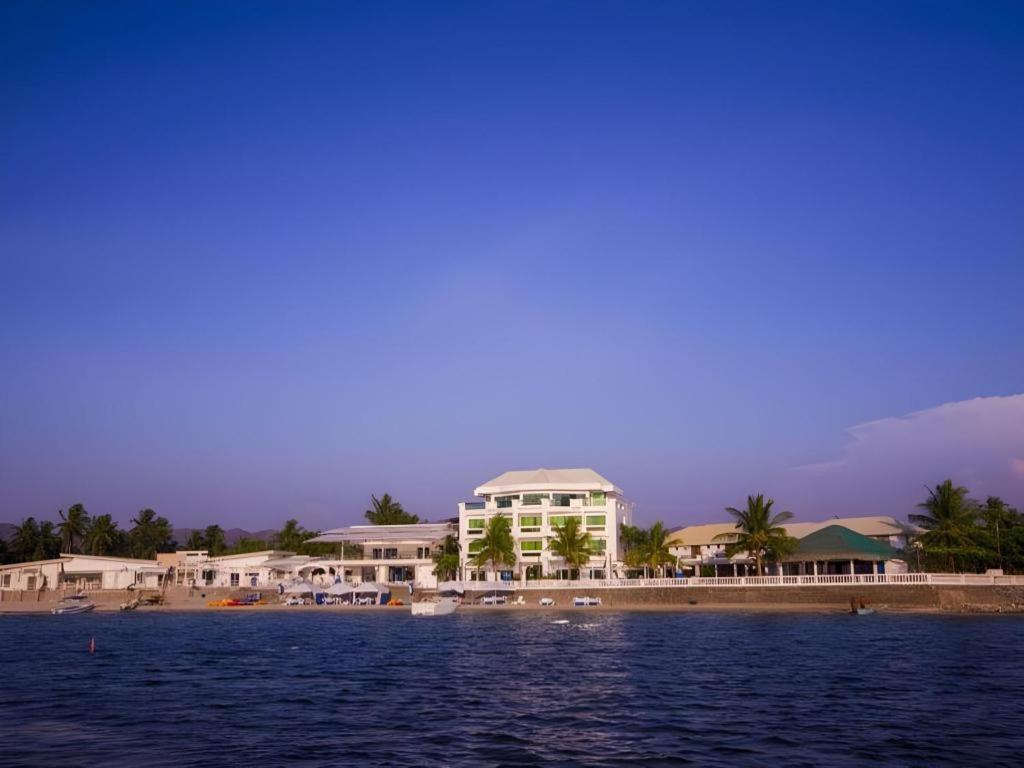 Vitalis White Sands Vigan Bagian luar foto